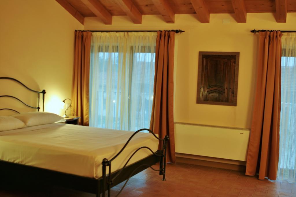Agriturismo Cavrigo ロディ 部屋 写真