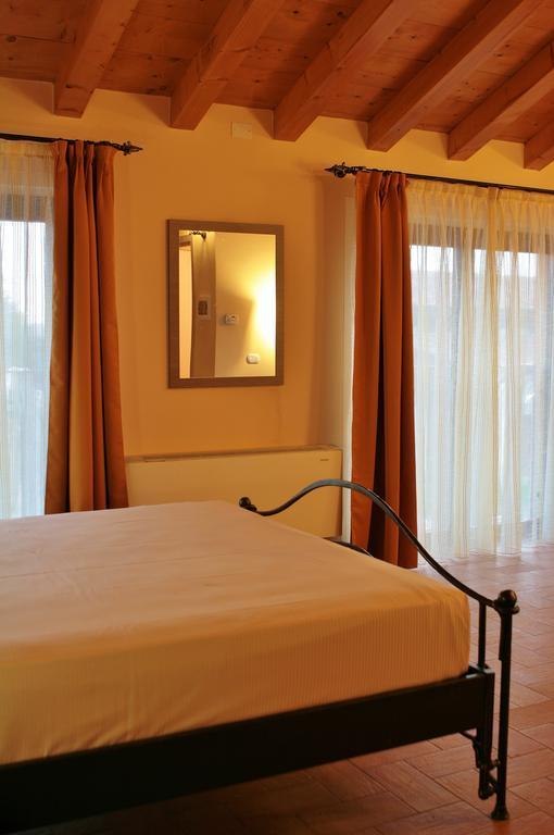 Agriturismo Cavrigo ロディ 部屋 写真
